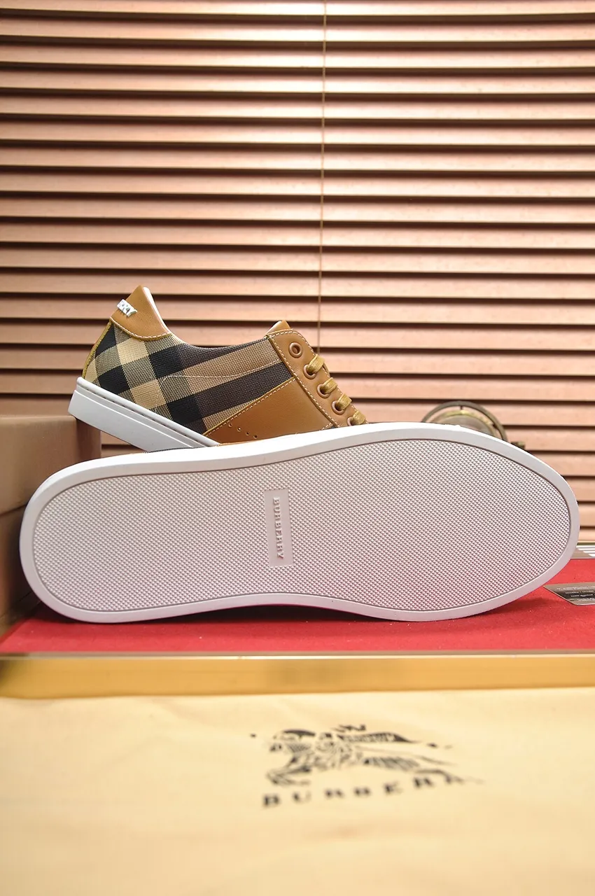 Men's shoes💰480💶[Burberry] (cowhide lining) classic low-top sneakers｜Imported cowhide with classic plaid fabric｜Cow leather lining｜Original outsole｜Fine workmanship and comfortable to wear Size: 38-44 (customized at 45)